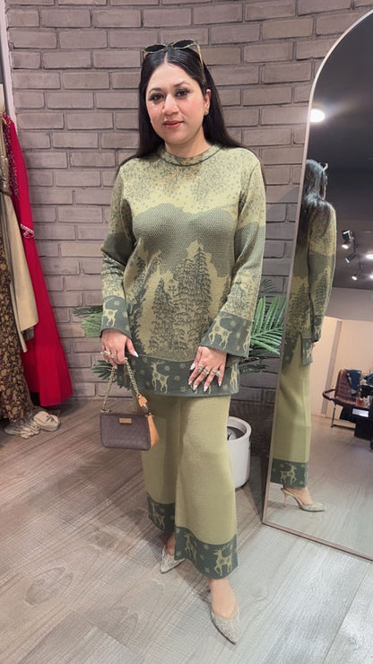 Ovelyn pista Green Woolen Cordset