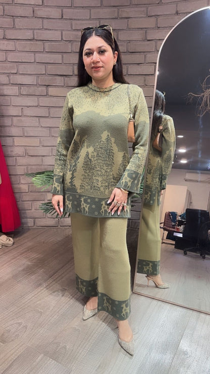 Ovelyn pista Green Woolen Cordset