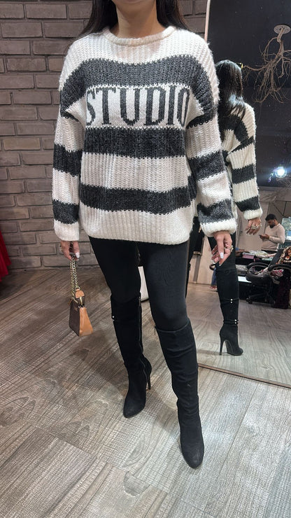 Zobha offwhite Woolen Sweater