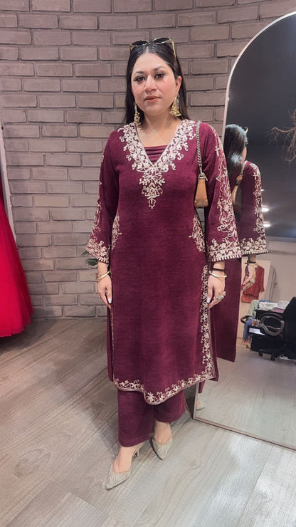 Miera Wine pocket Woolen Cordset