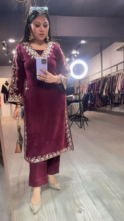 Miera Wine pocket Woolen Cordset