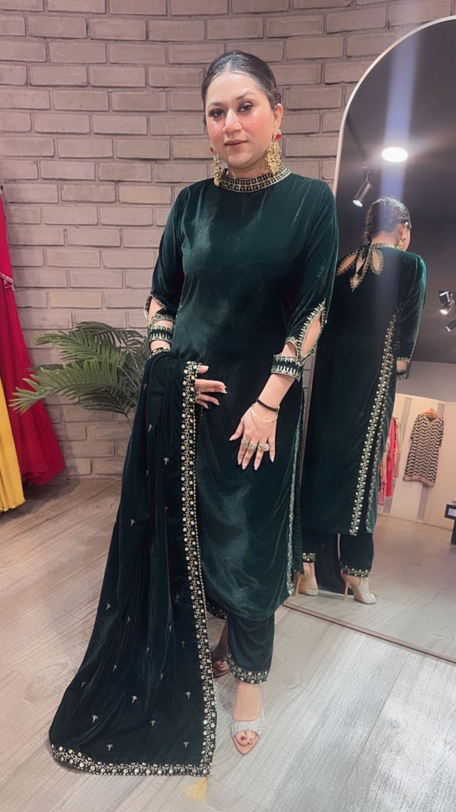 Qayamat Bottle Green Velvet Suit