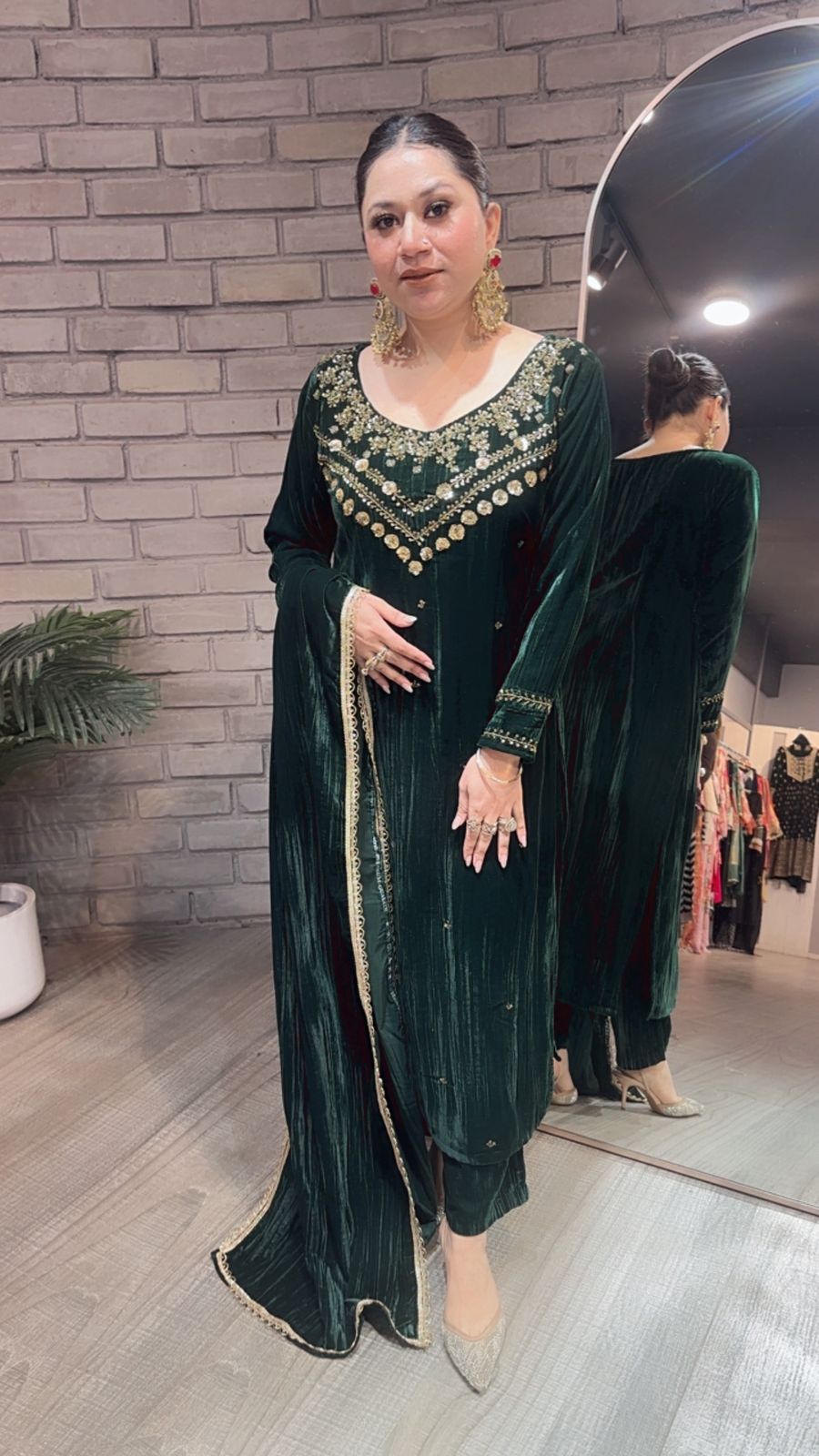 Murmure Bottel Green Designer velvet suit