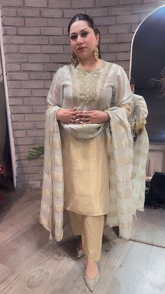 Maysha Silver Gold Designer suit