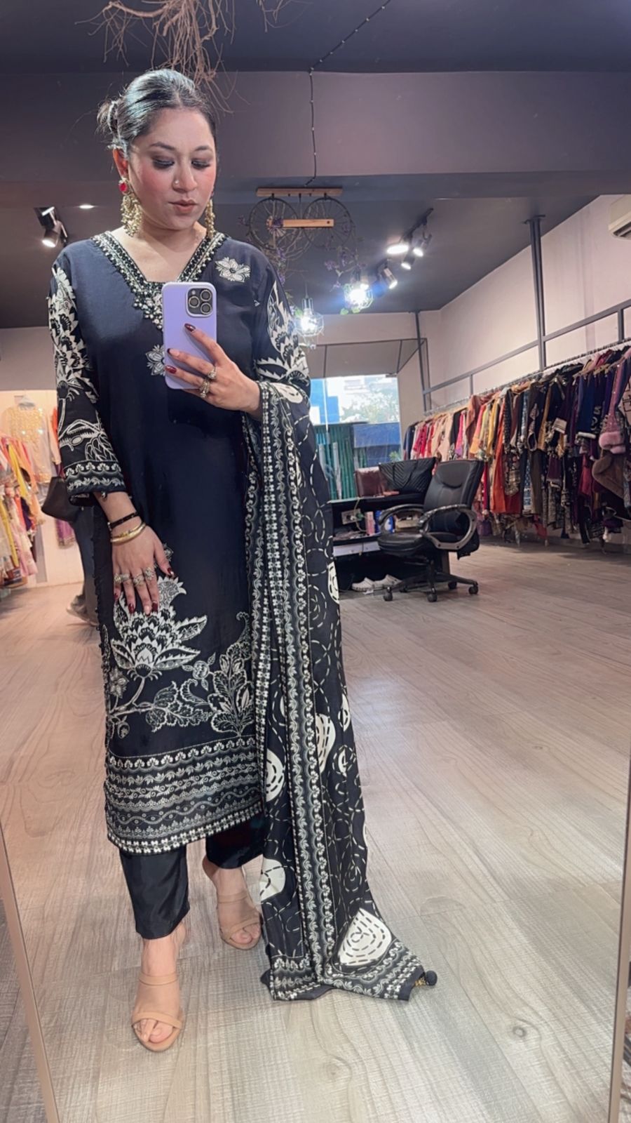 Azeera Black white Digital Designer Suit