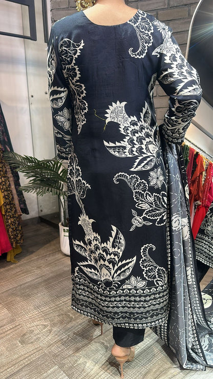 Azeera Black white Digital Designer Suit