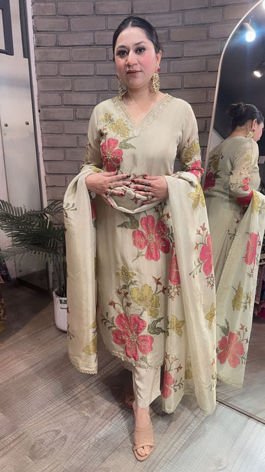 Lashkaraa Designer Suit