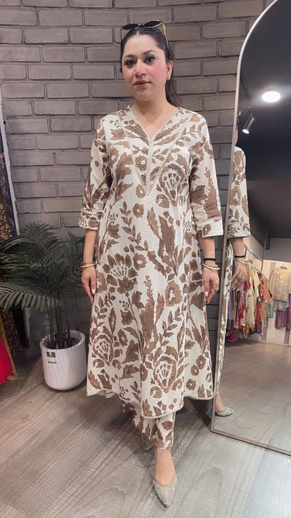 Timtam ivory Brown Designer Cordset