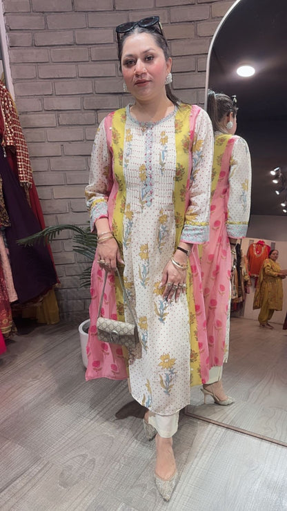Ponny Pink Yellow Floral Designer Cordset