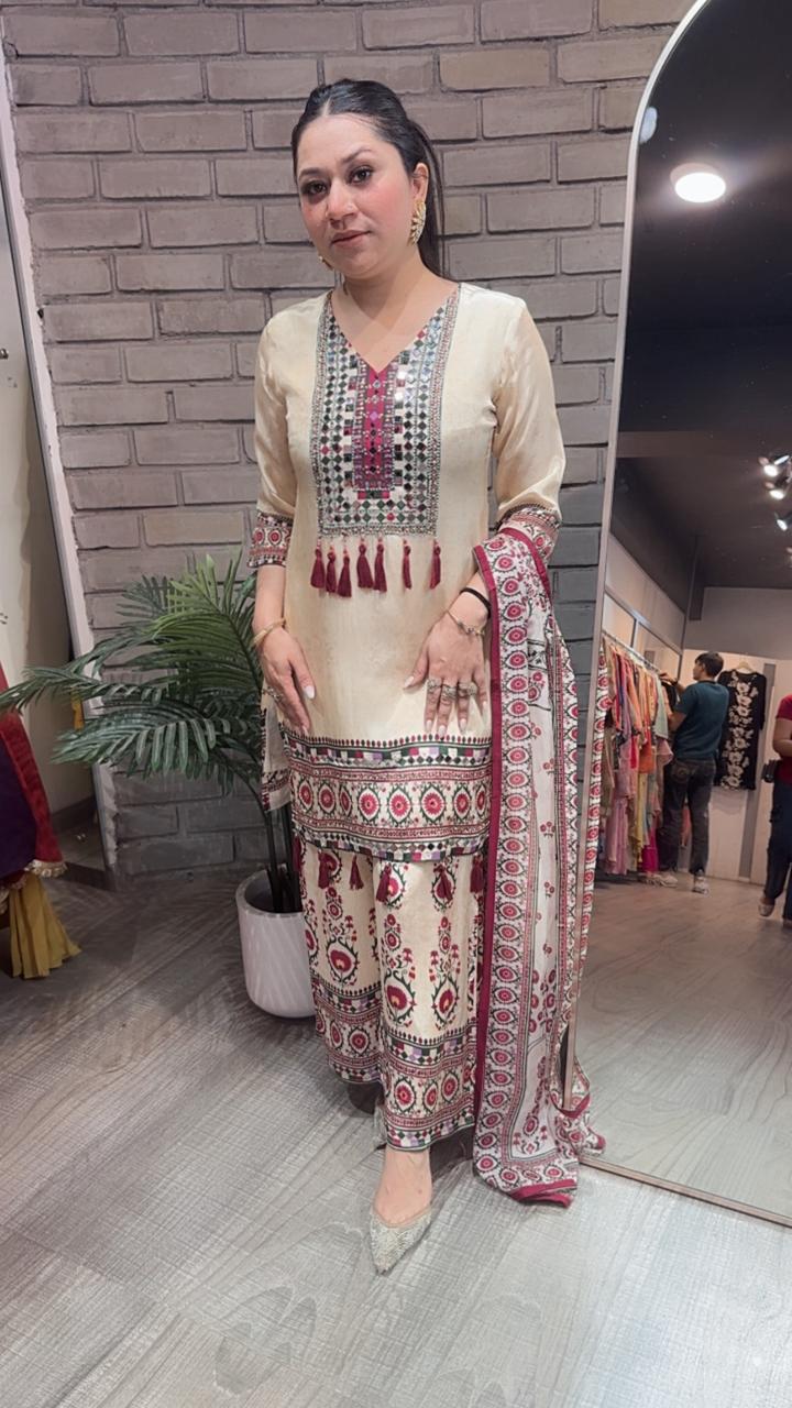 Mugly Digital Mirror Tassel Designer Suit