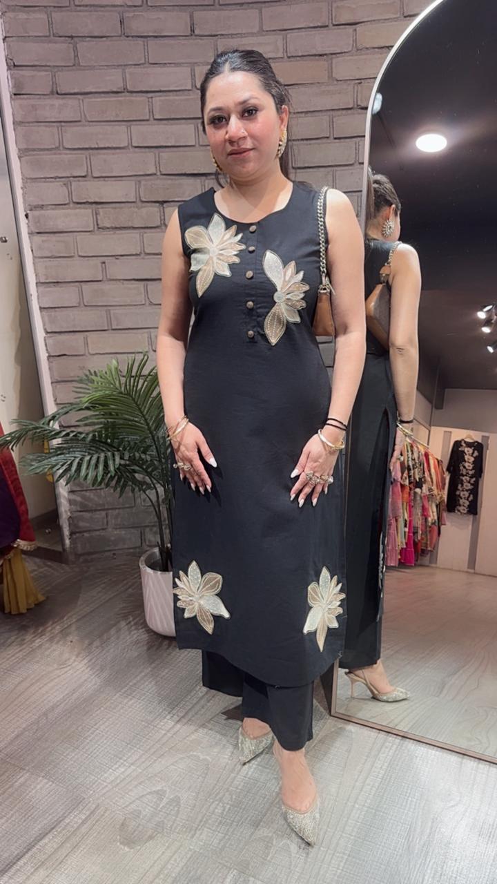 Ferrero Black Floral Designer Cordset