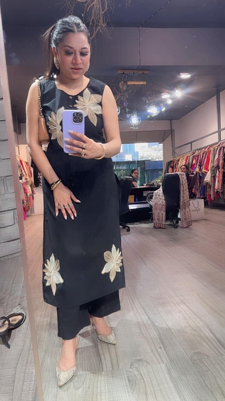 Ferrero Black Floral Designer Cordset