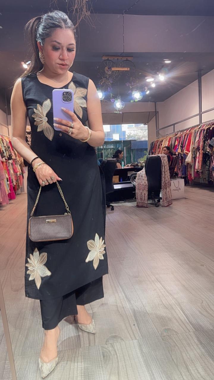 Ferrero Black Floral Designer Cordset