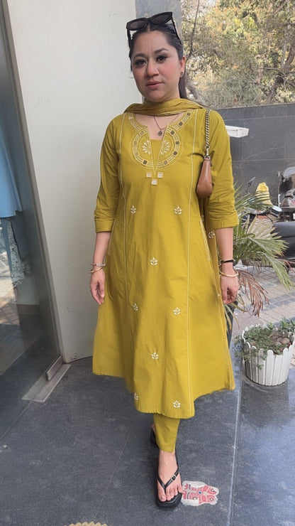 Ruana lime 🍋‍🟩 A-Line Designer Suit