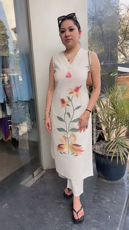 Snickers Ivory Tunic set (Sleeve Fabric Attached)