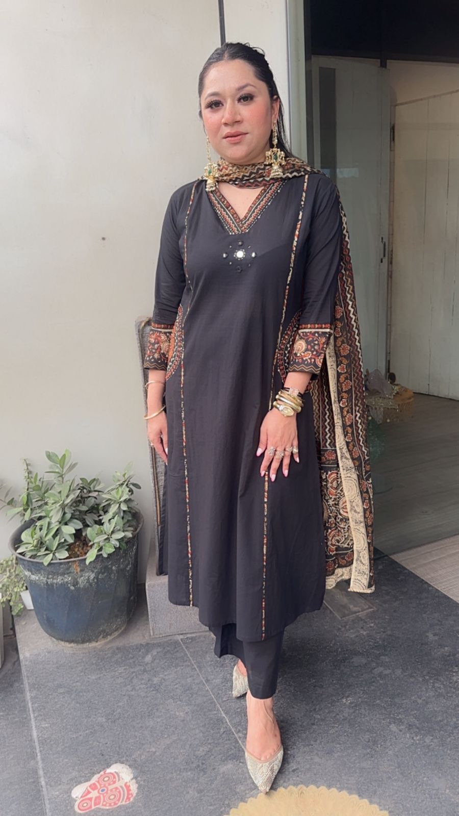 Myshka Black A-Line Designer Suit