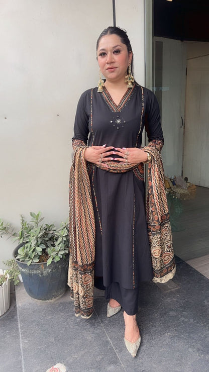 Myshka Black A-Line Designer Suit