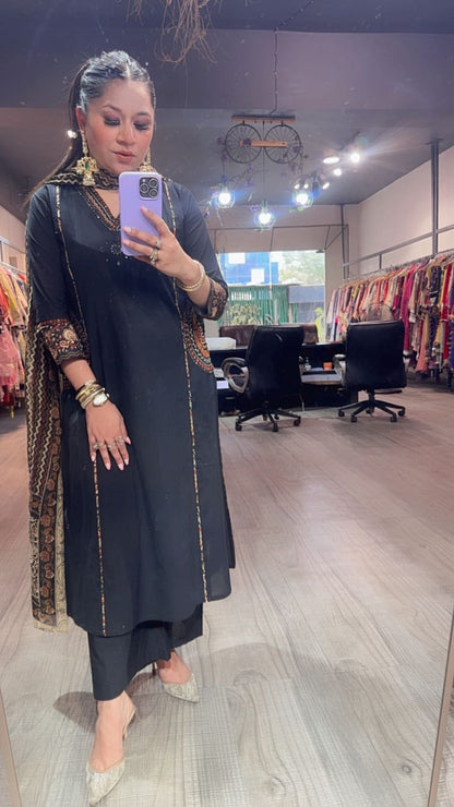 Myshka Black A-Line Designer Suit