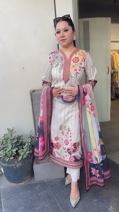 Crafts Digital Print Cotton Suit