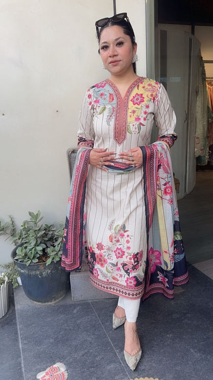 Crafts Digital Print Cotton Suit