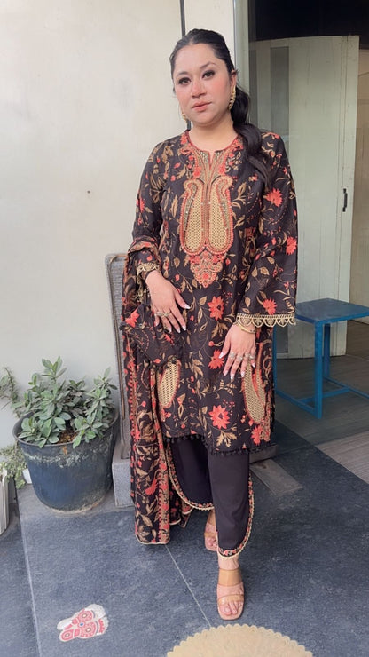 Nusrat Digital Pakistani Cotton Suit