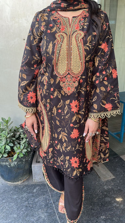 Nusrat Digital Pakistani Cotton Suit