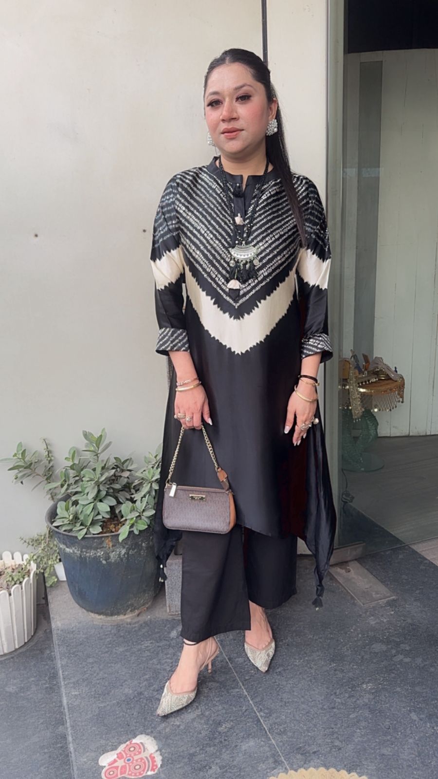 Ziory Black Digital Tunic Set (with Neck pc)