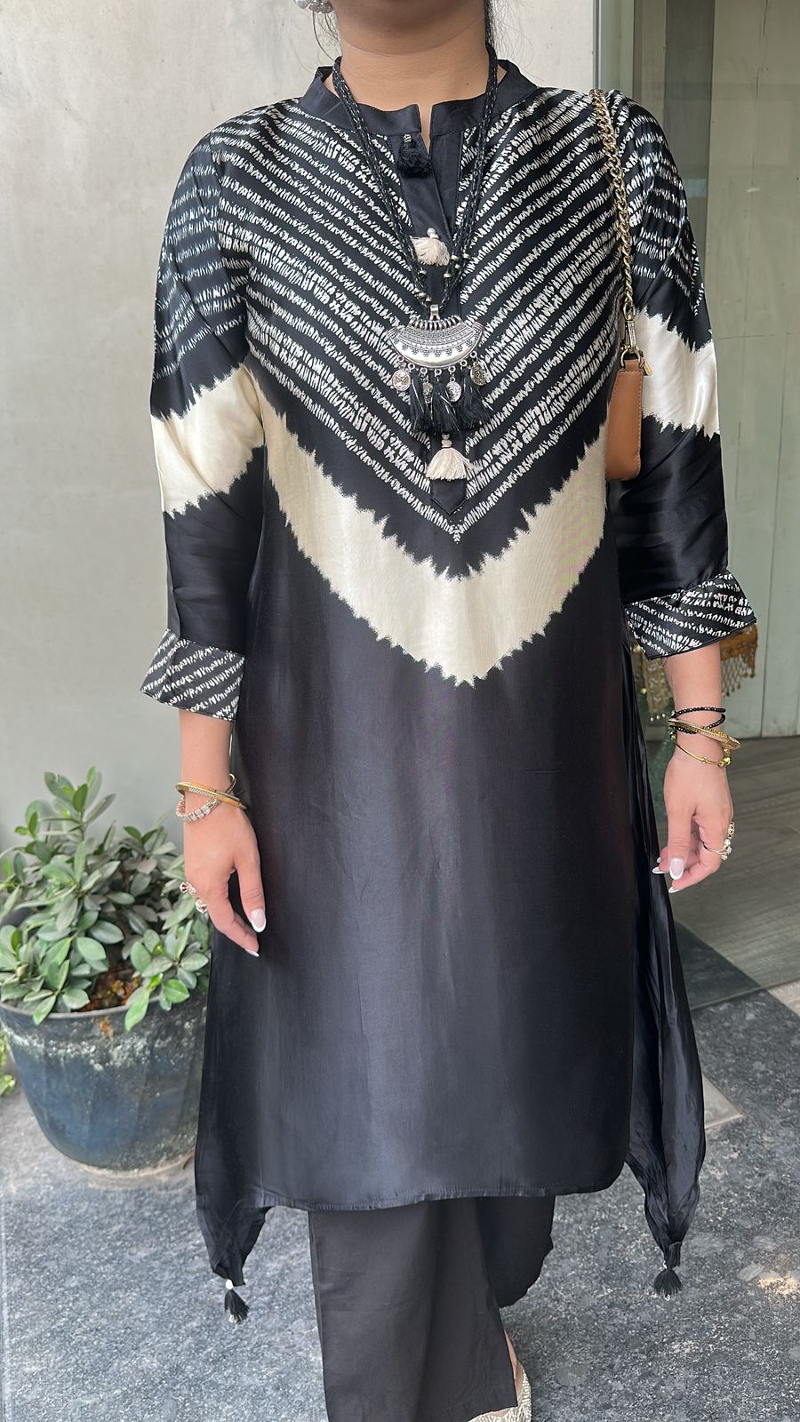Ziory Black Digital Tunic Set (with Neck pc)
