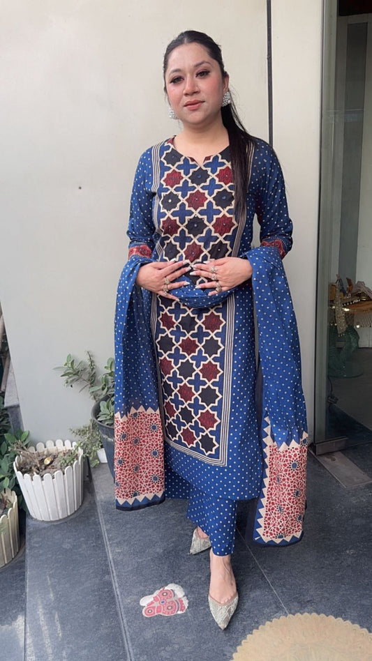 Kitaab Royal Blue Digital Cotton Suit