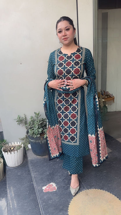 Kitaab Teal Blue Digital Cotton Suit