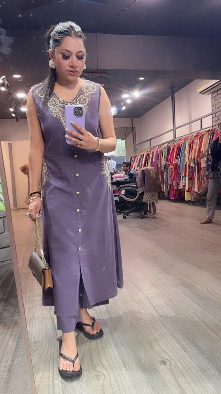 Flames Lavander Tunic set (Sleeve Fabric Attached)