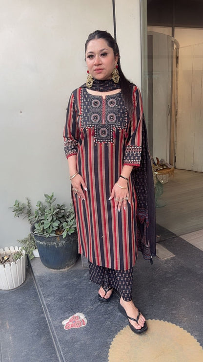 Tezaab Digital print Cotton Suit