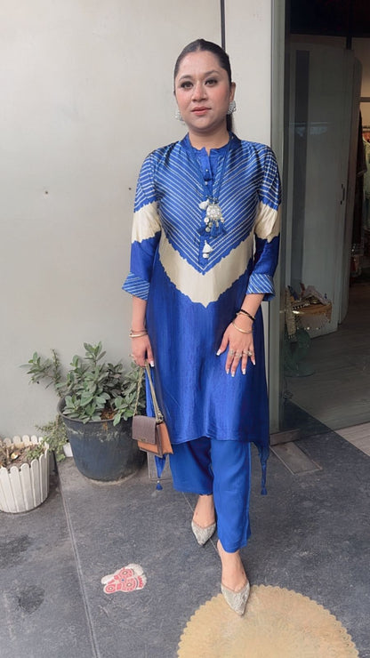 Ziory Electric Blue Digital Tunic Set (with Neck pc)