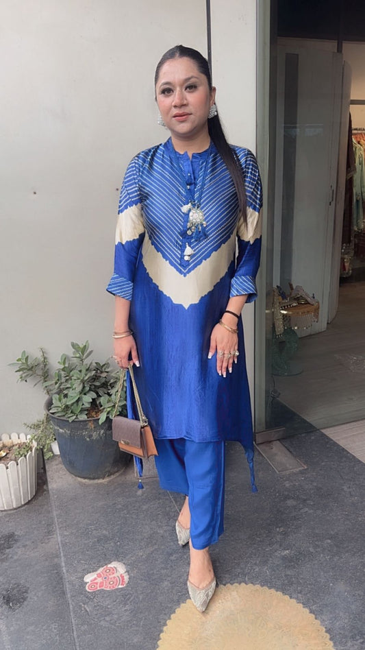 Ziory Electric Blue Digital Tunic Set (with Neck pc)