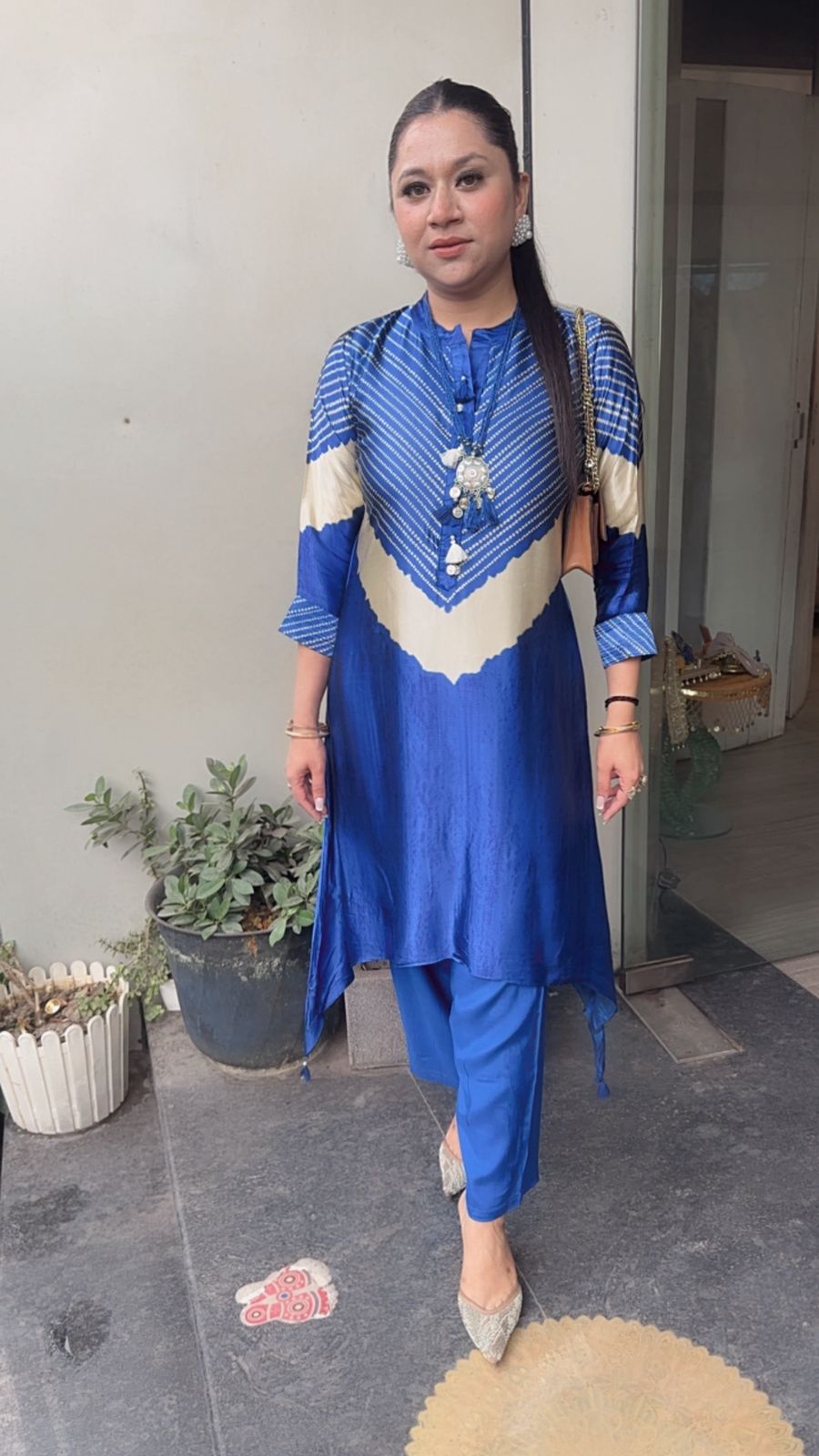 Ziory Electric Blue Digital Tunic Set (with Neck pc)