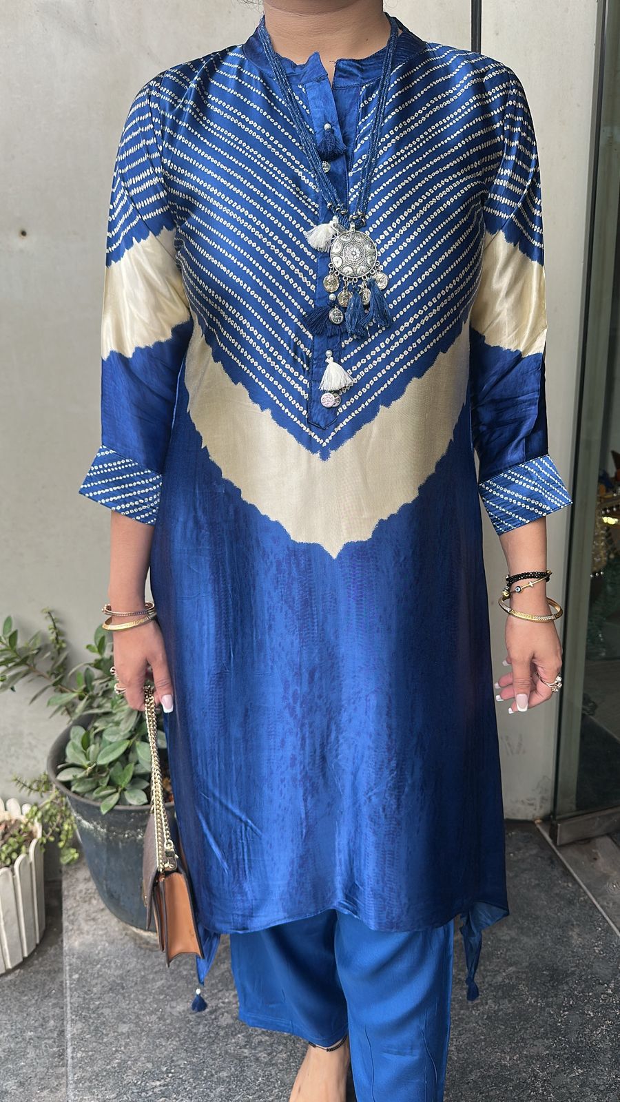 Ziory Electric Blue Digital Tunic Set (with Neck pc)
