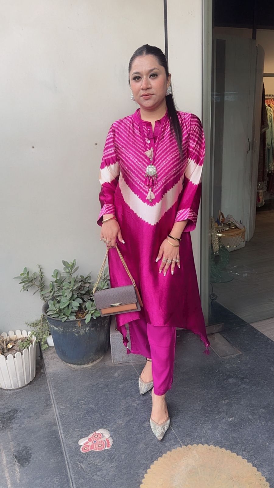 Ziory Magenta Pink Digital Tunic Set (with Neck pc)