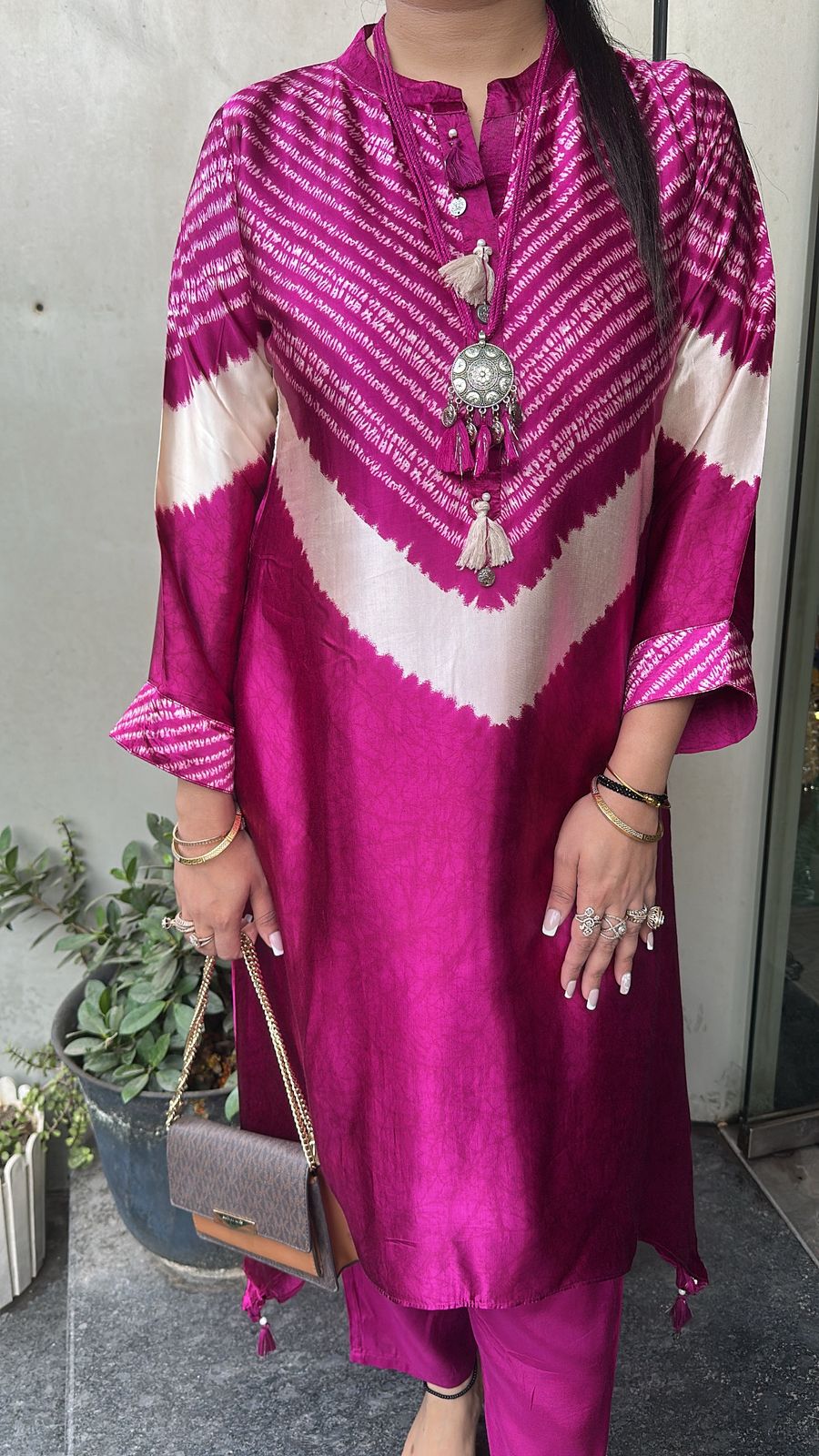 Ziory Magenta Pink Digital Tunic Set (with Neck pc)