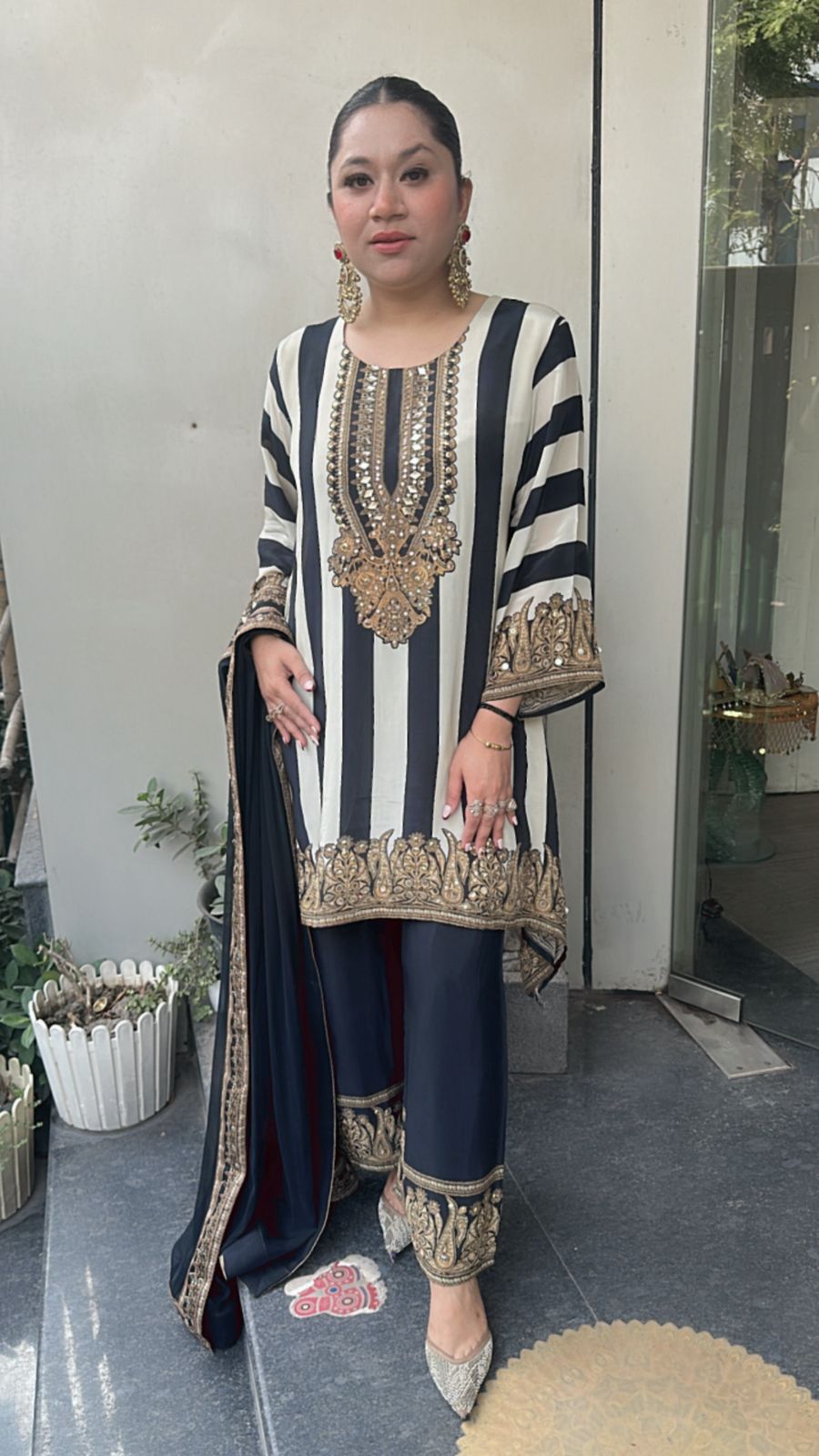 Misso Black white Digital Print C-Cut Style Designer Suit