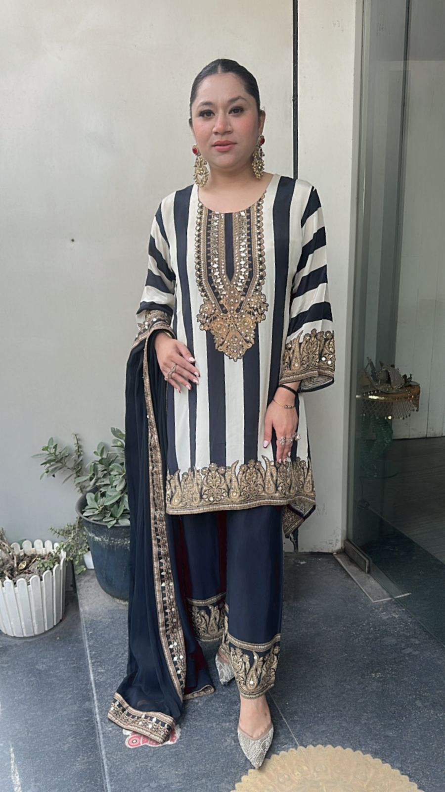 Misso Black white Digital Print C-Cut Style Designer Suit