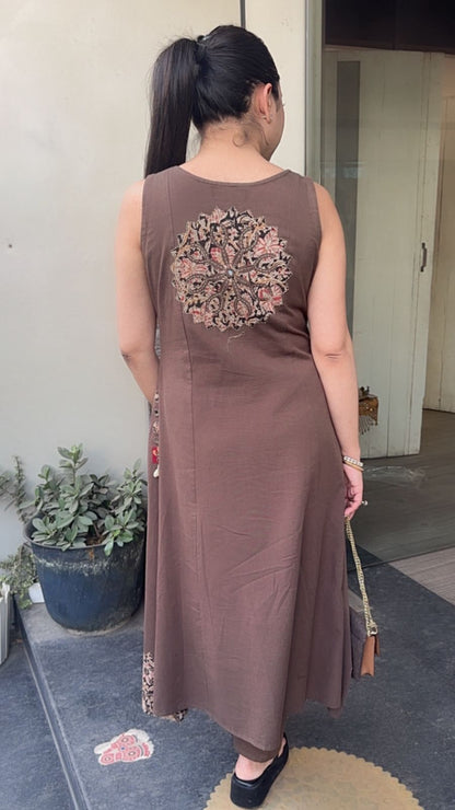 Ghumar Brown Tunic set (sleeve Fabric Attachment)