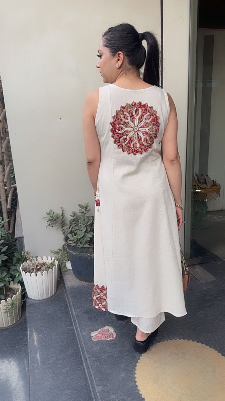 Ghumar ivory Tunic set (sleeve Fabric Attachment)