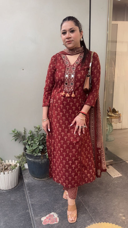 Hawa Rust Brown Mirror Digital print Suit