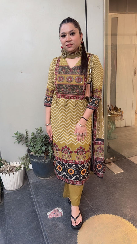 Samber lime Digital print Designer Cotton Suit