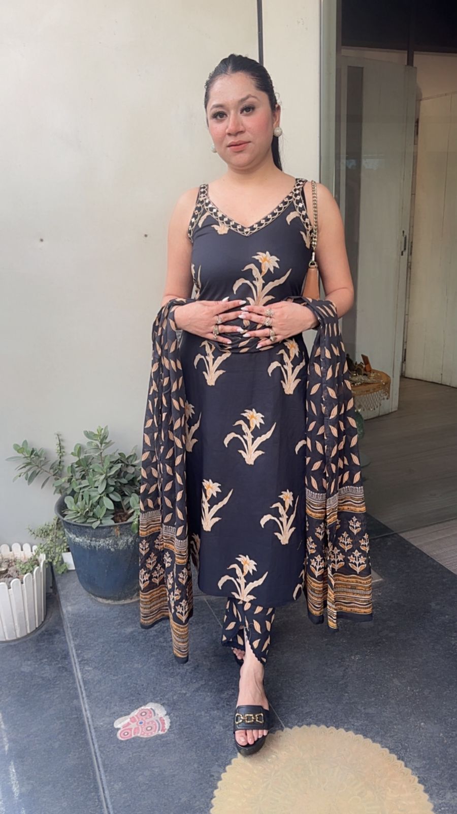 Dahi Black Designer Cotton Suit (Sleeve Fabric Attached)