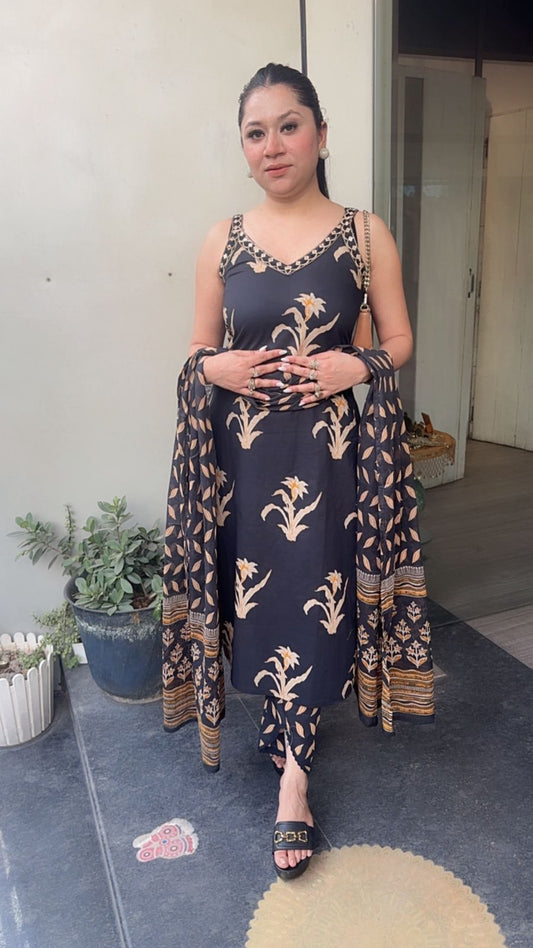 Dahi Black Designer Cotton Suit (Sleeve Fabric Attached)