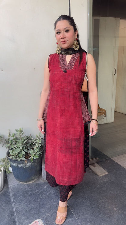 Babul Cotton designer Suit (Sleeve Fabric Attached)