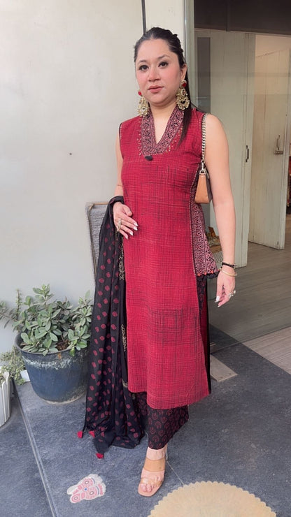 Babul Cotton designer Suit (Sleeve Fabric Attached)