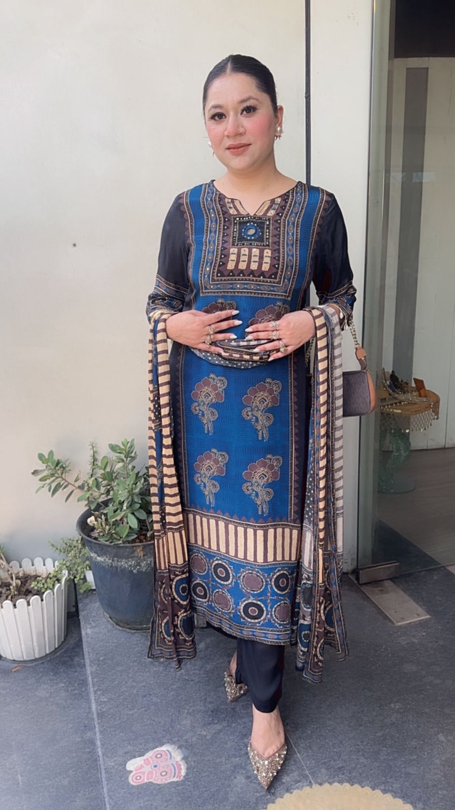 Roobi Digital Print C-Cut Style Designer Suit