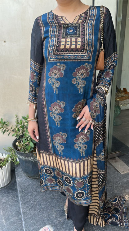 Roobi Digital Print C-Cut Style Designer Suit